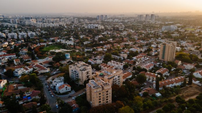 big_f8144005dc3d4db469e018cf3cd43f5a